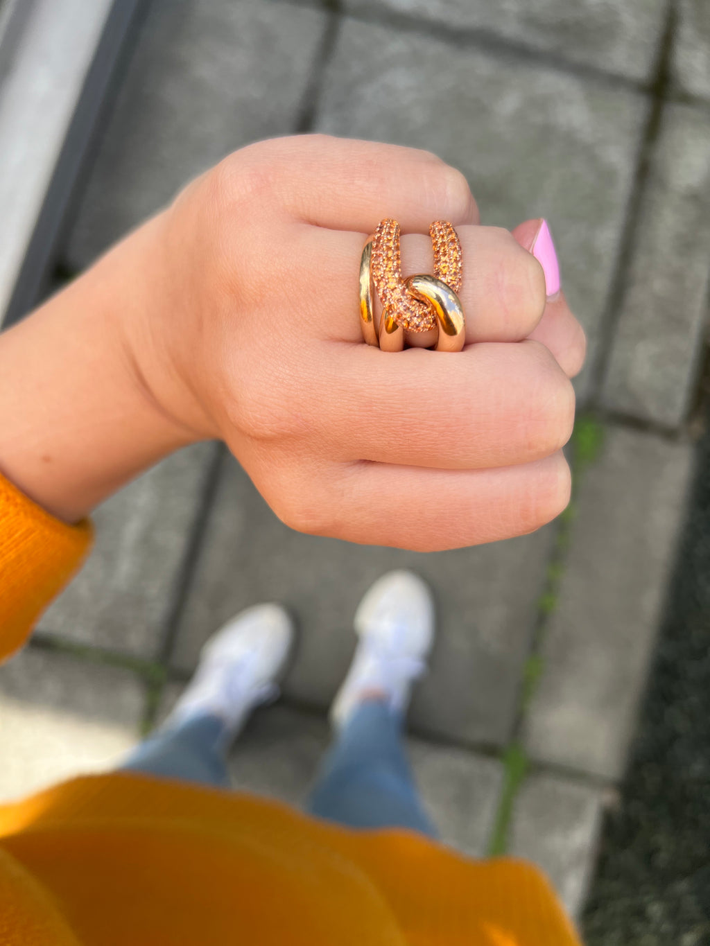 Intertwin Half 18K Gold
