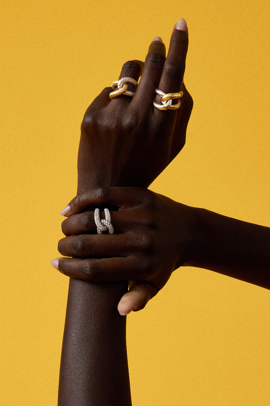 Intertwin Ring 18k Gold & Diamond